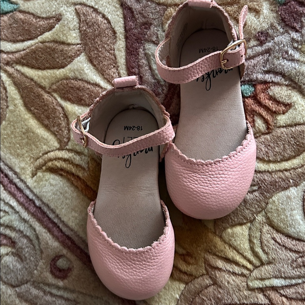 Girl’s Leather Shoes  by Monkey Feet Size 18-24 Months